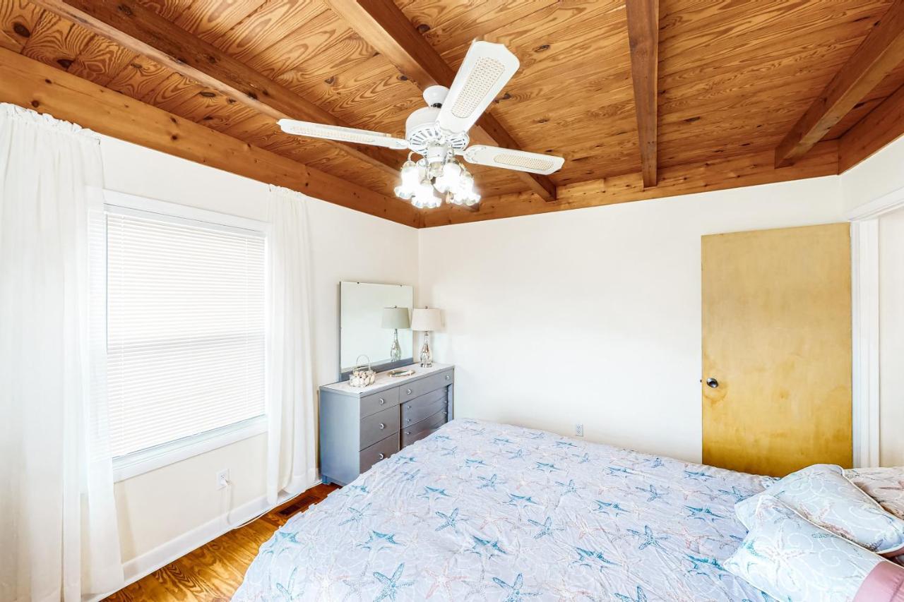 Ginny'S Coastal Cottage Oak Island Dış mekan fotoğraf